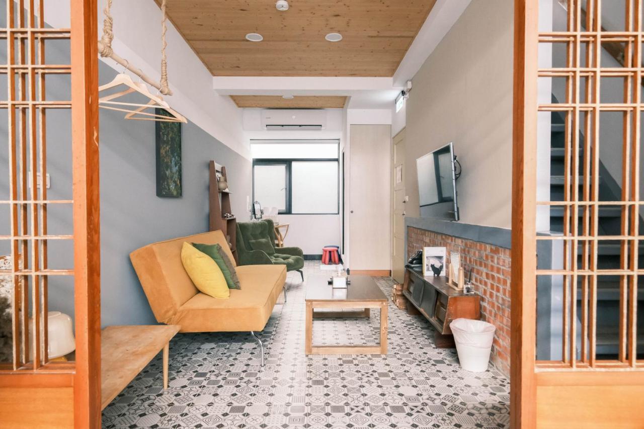 South Gate Home Stay Tainan Exterior foto