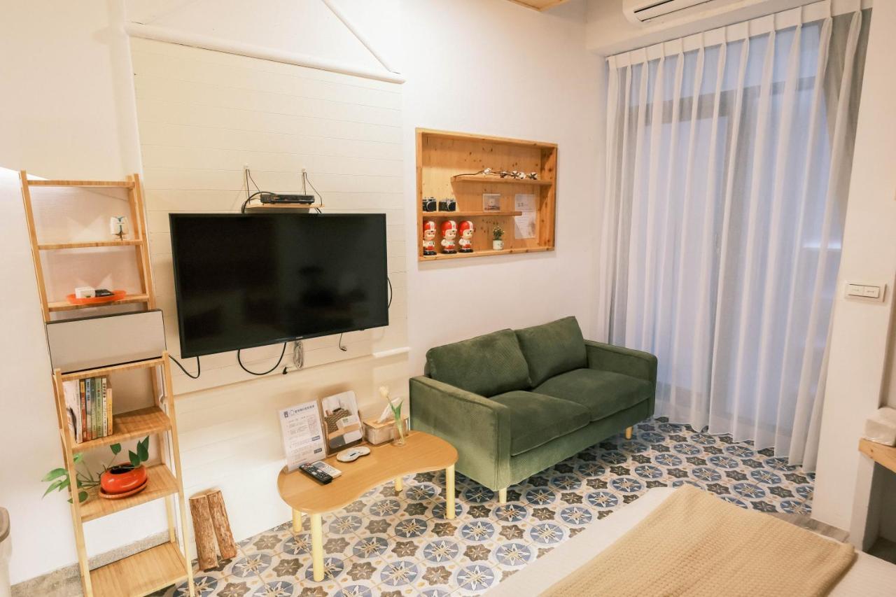 South Gate Home Stay Tainan Exterior foto